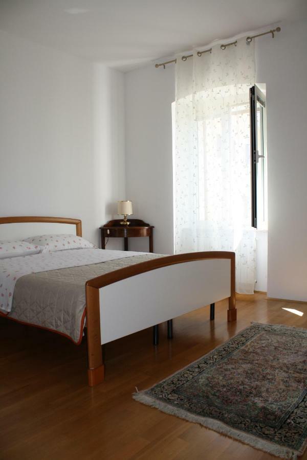 Apartments Villa Sandi Izola Exterior photo